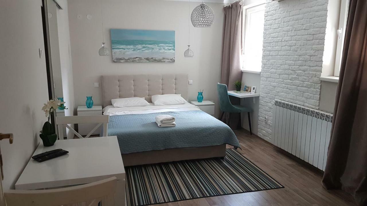 Apartment Cherry Queen Belgrado Exterior foto